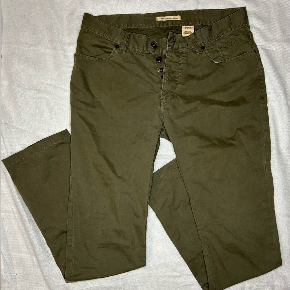 John Varvatos 30 reg olive corduroy pants men’s